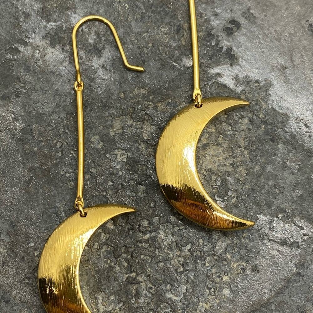 NEW Simple Nights Crescent Moon Dangle Earrings - Picture 8 of 9